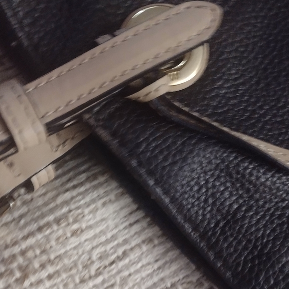 Michael Kors medium tote brown 11 x  17. - Picture 10 of 16